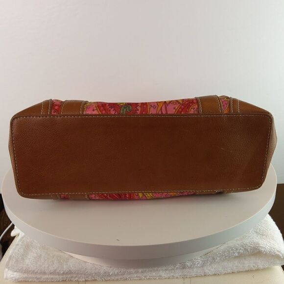 (3/$20) Liz Claiborne fuchsia paisley fabric and faux leather purse - Picture 16 of 16